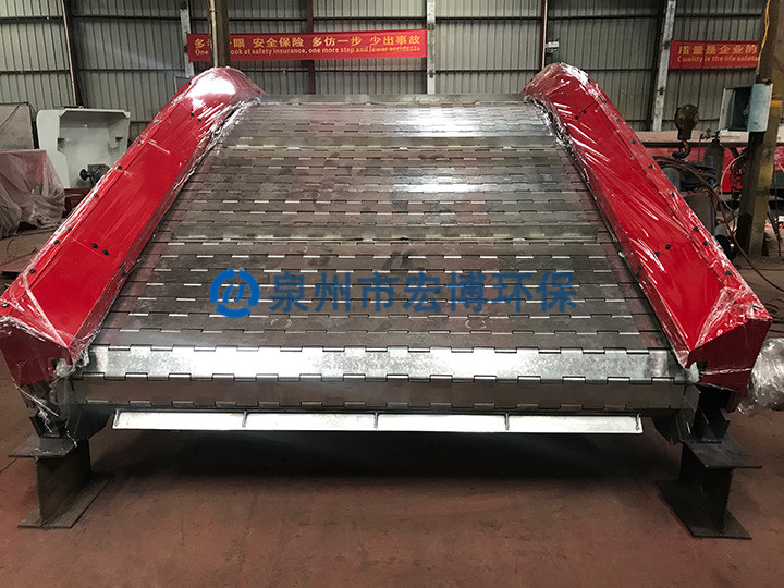 铰链结构链板输送机